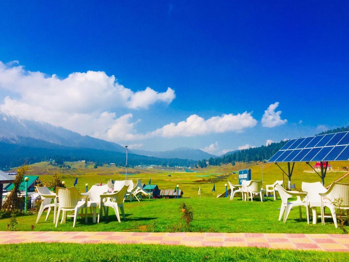 Pine View Resort Гульмарг Екстер'єр фото
