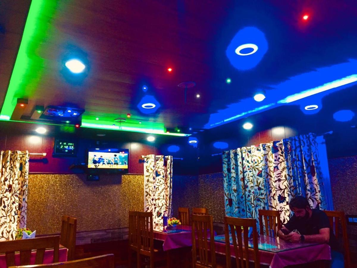 Pine View Resort Гульмарг Екстер'єр фото