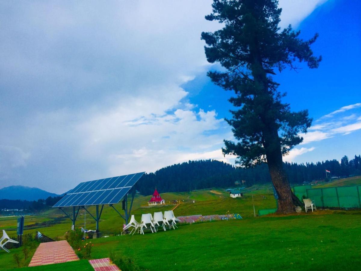 Pine View Resort Гульмарг Екстер'єр фото