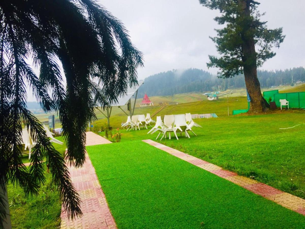 Pine View Resort Гульмарг Екстер'єр фото
