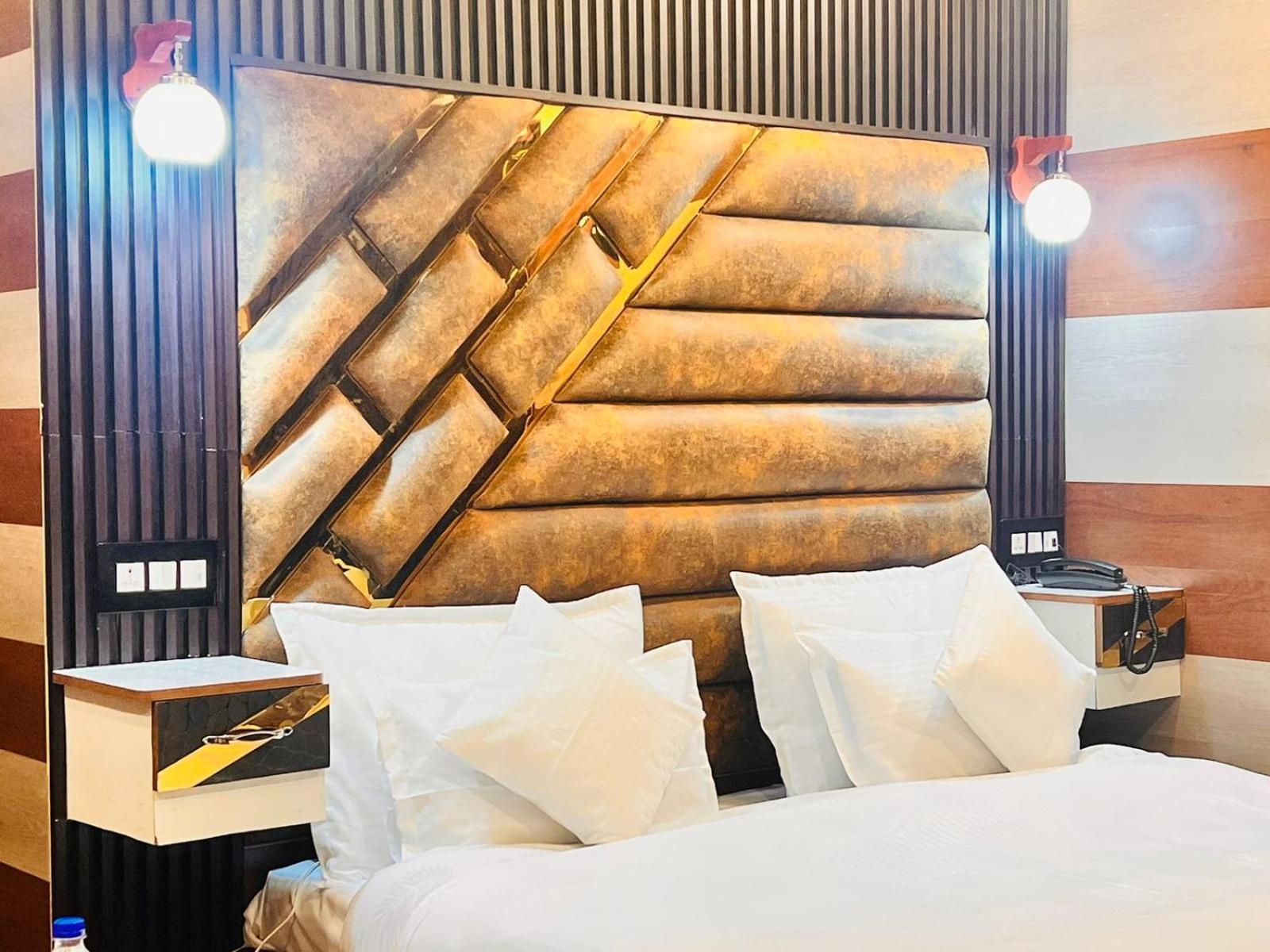 Pine View Resort Гульмарг Екстер'єр фото