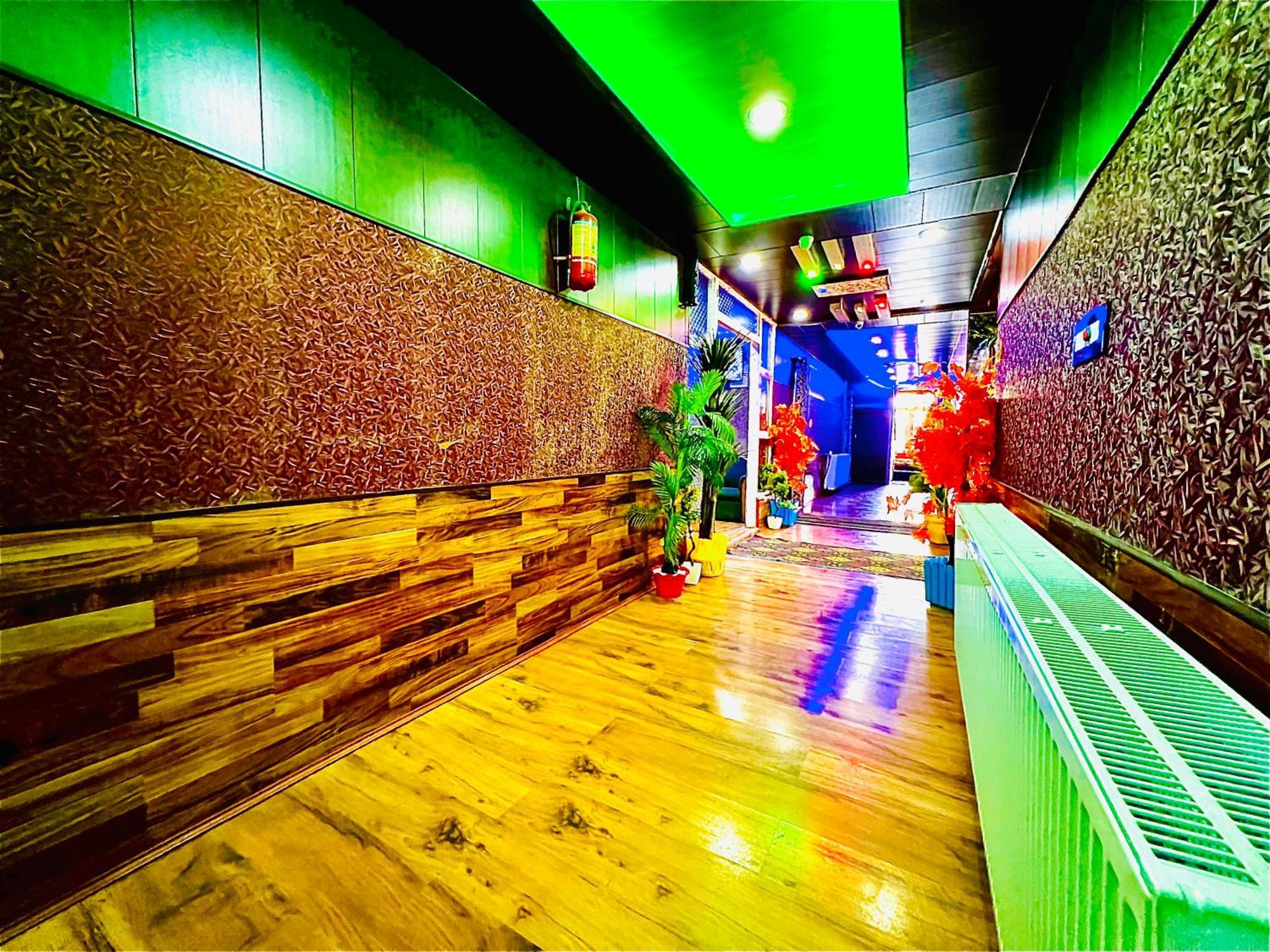 Pine View Resort Гульмарг Екстер'єр фото